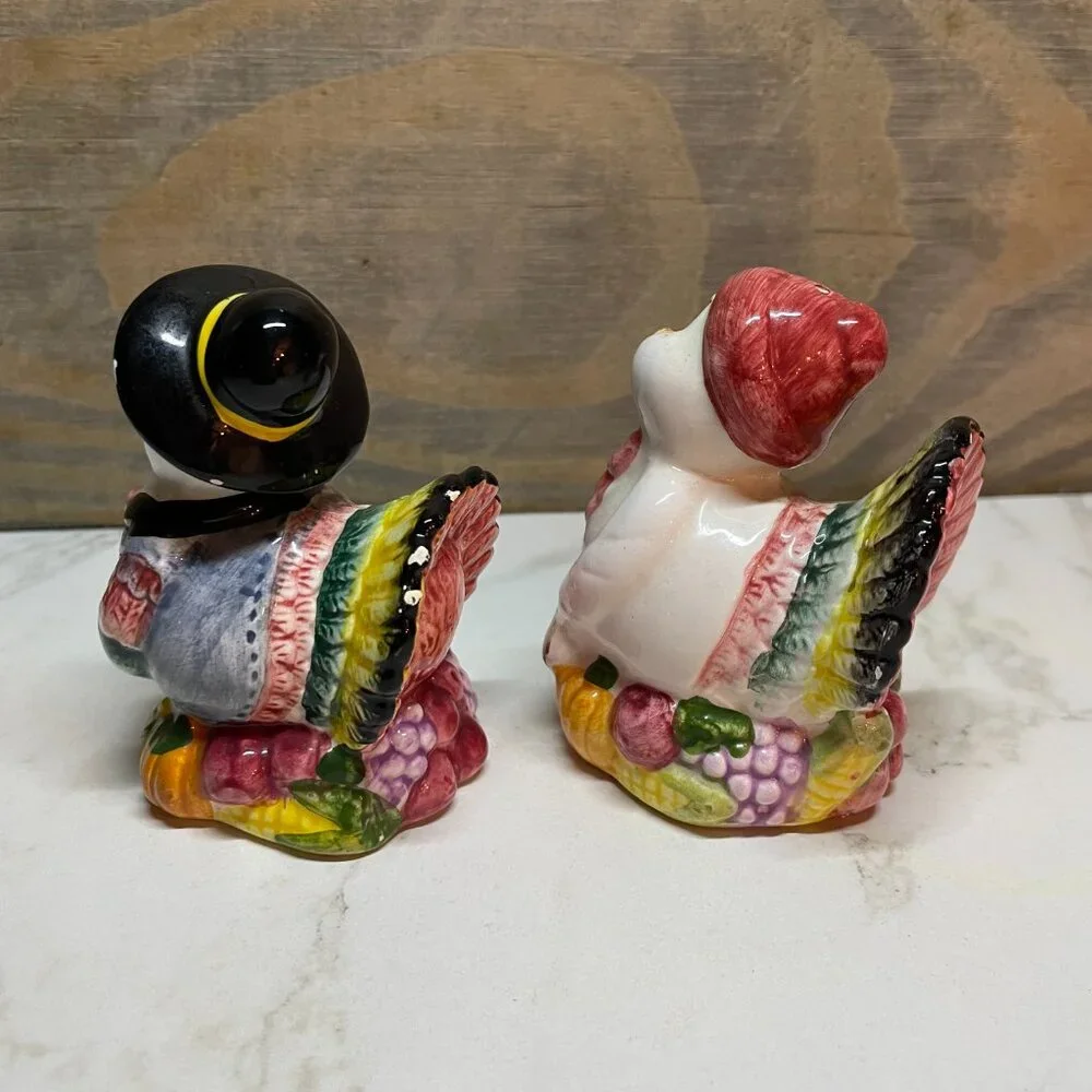 Turkey Couple Salt Pepper Shakers Set